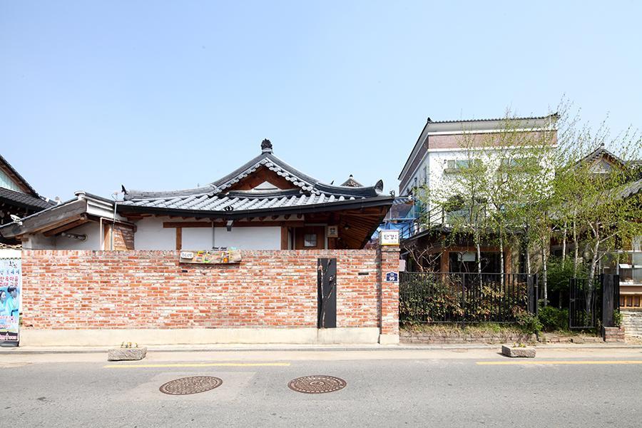 Dan Kyung Hotel Jeonju Exterior photo